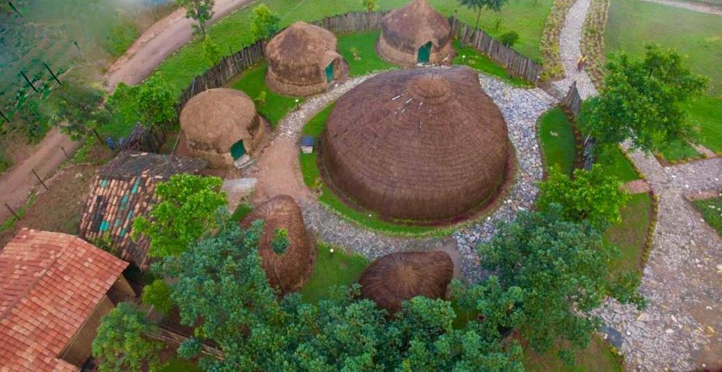 Kitabi Ecocenter Hotel Gabegi ภายนอก รูปภาพ
